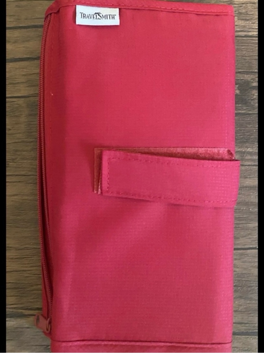TravelSmith Hot Pink Travel Organizer